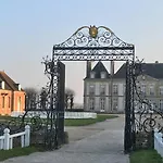 Petit Romantique En Normandie Le Pin-au-Haras