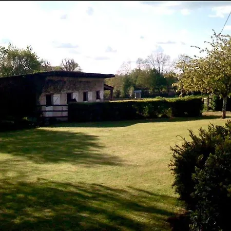 Chalet Petit Romantique En Normandie Le Pin-au-Haras