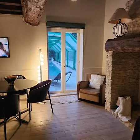 Petit Romantique En Normandie