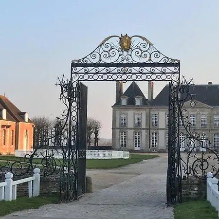 Petit Romantique En Normandie Le Pin-au-Haras